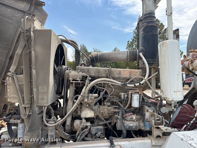 image for item FC4461 2005 Terex FD4000 ready mix truck