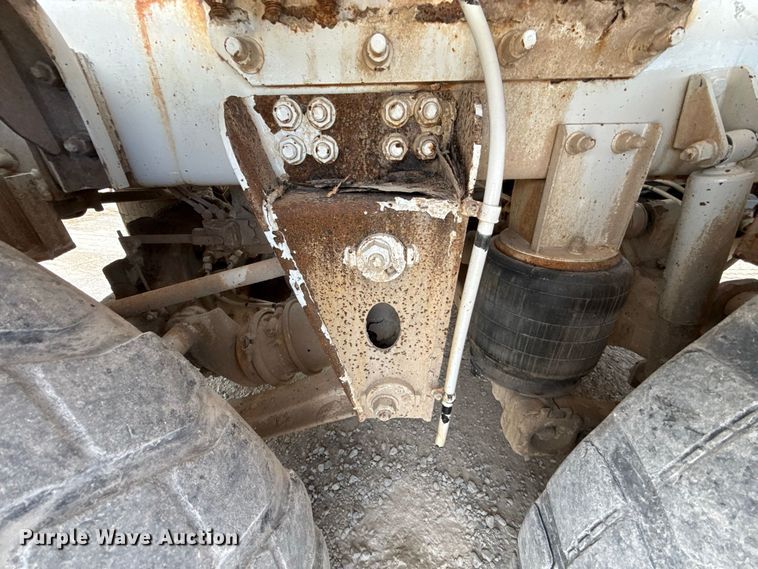 image for item FC4461 2005 Terex FD4000 ready mix truck
