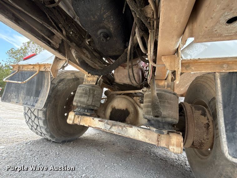 image for item FC4461 2005 Terex FD4000 ready mix truck