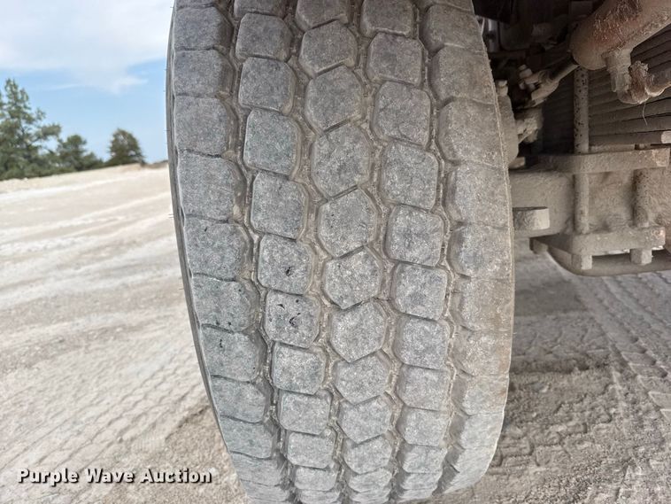 image for item FC4461 2005 Terex FD4000 ready mix truck