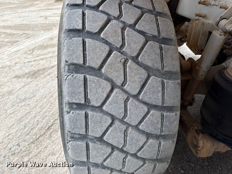 image for item FC4461 2005 Terex FD4000 ready mix truck