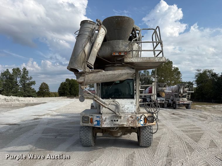 image for item FC4462 2004 Terex Advance Mixer FD4000 ready mix truck