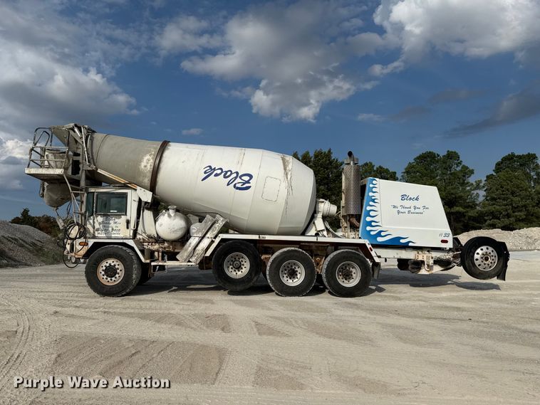 image for item FC4462 2004 Terex Advance Mixer FD4000 ready mix truck