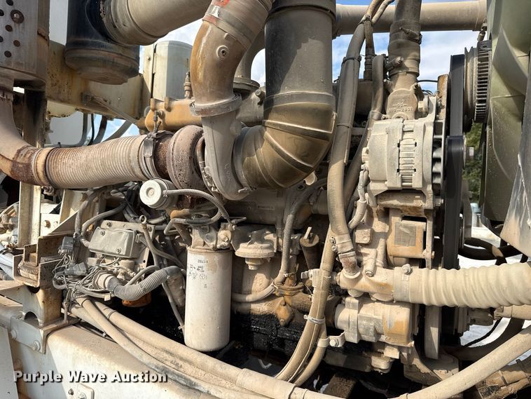 image for item FC4462 2004 Terex Advance Mixer FD4000 ready mix truck