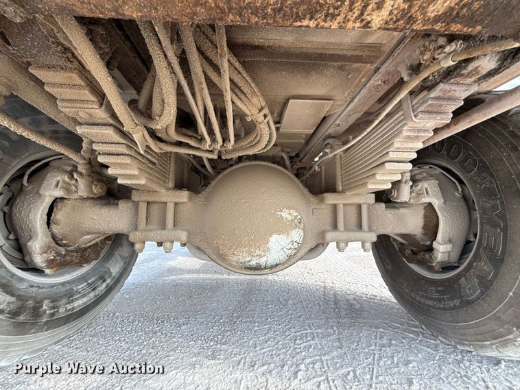 image for item FC4462 2004 Terex Advance Mixer FD4000 ready mix truck