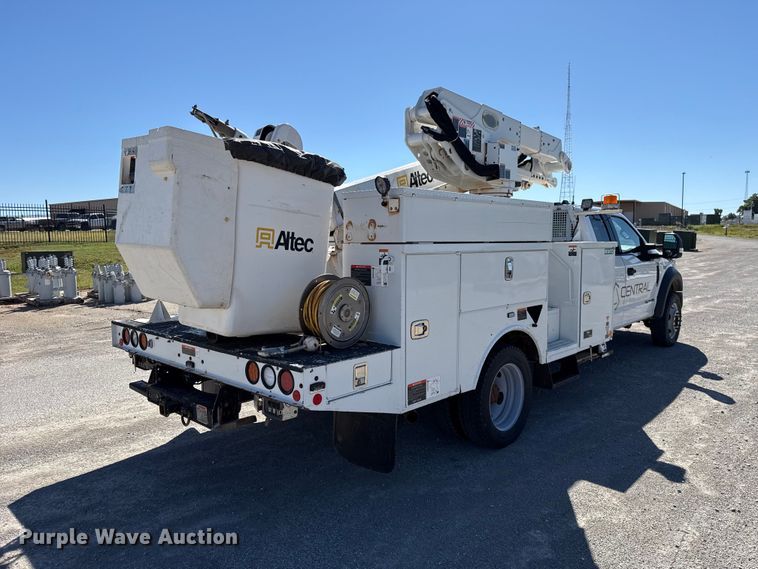 image for item FC4504 2020 Ford F550 bucket truck
