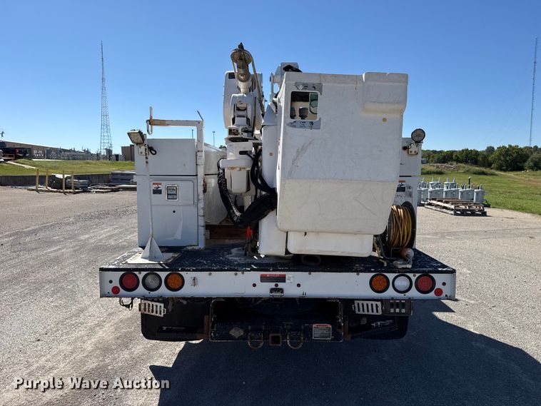 image for item FC4504 2020 Ford F550 bucket truck