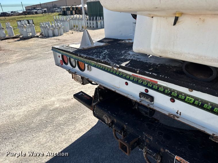 image for item FC4504 2020 Ford F550 bucket truck