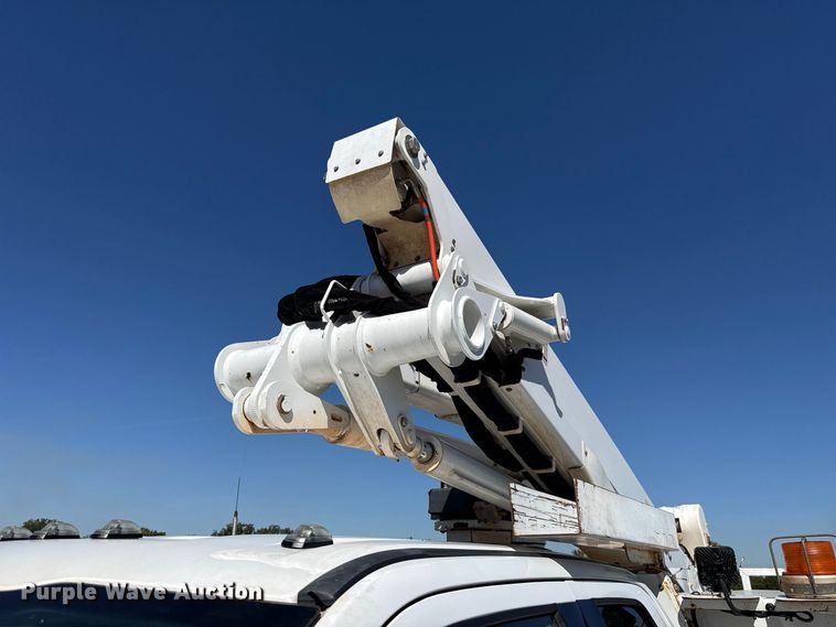 image for item FC4504 2020 Ford F550 bucket truck