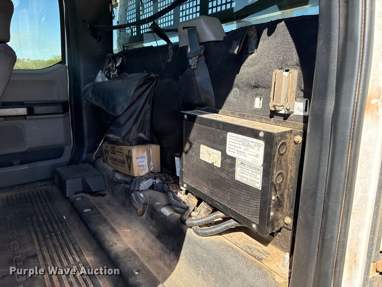 image for item FC4504 2020 Ford F550 bucket truck