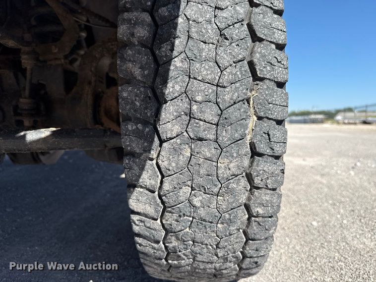 image for item FC4504 2020 Ford F550 bucket truck
