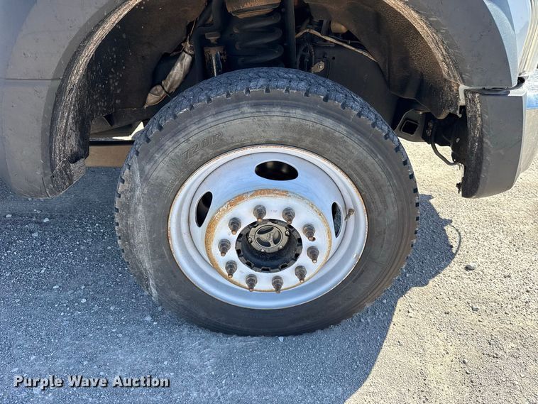 image for item FC4504 2020 Ford F550 bucket truck
