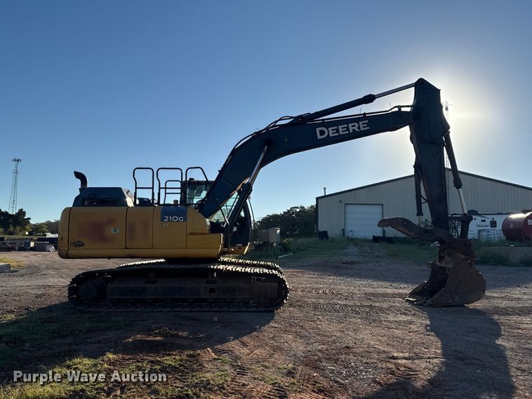 image for item FC4510 2018 John Deere 210G LC excavator