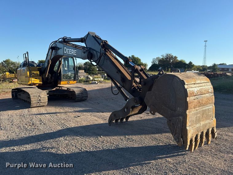 image for item FC4510 2018 John Deere 210G LC excavator