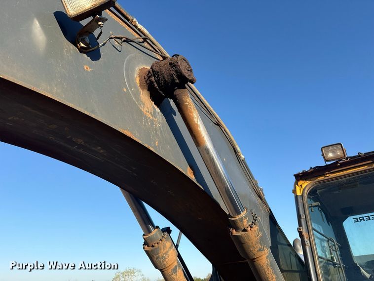image for item FC4510 2018 John Deere 210G LC excavator