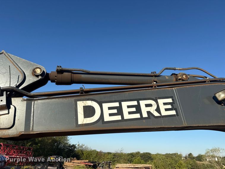 image for item FC4510 2018 John Deere 210G LC excavator