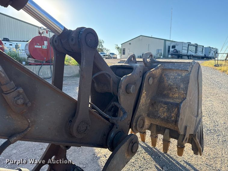 image for item FC4510 2018 John Deere 210G LC excavator