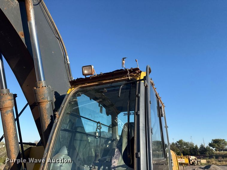image for item FC4510 2018 John Deere 210G LC excavator