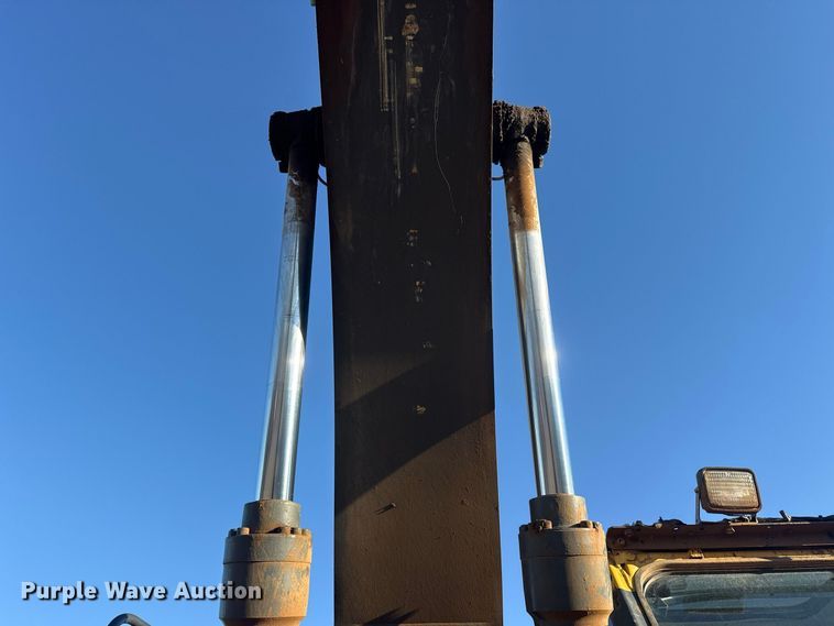 image for item FC4510 2018 John Deere 210G LC excavator
