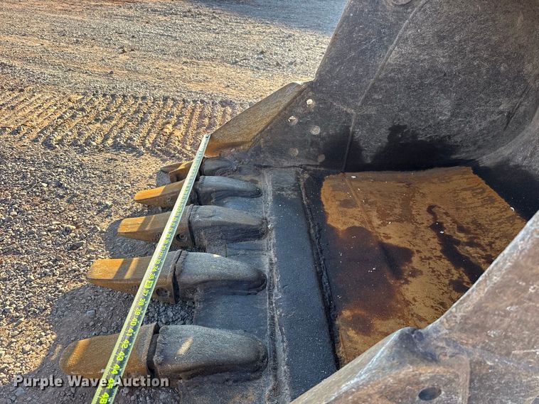 image for item FC4510 2018 John Deere 210G LC excavator