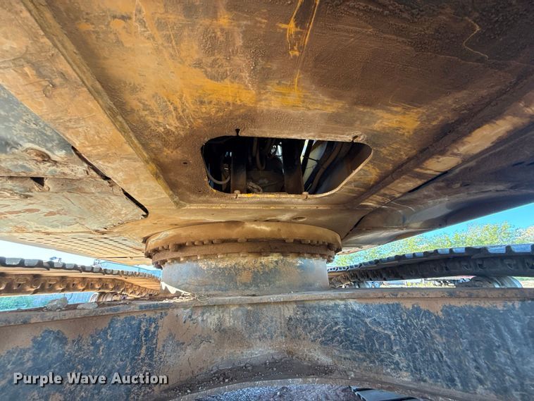 image for item FC4510 2018 John Deere 210G LC excavator