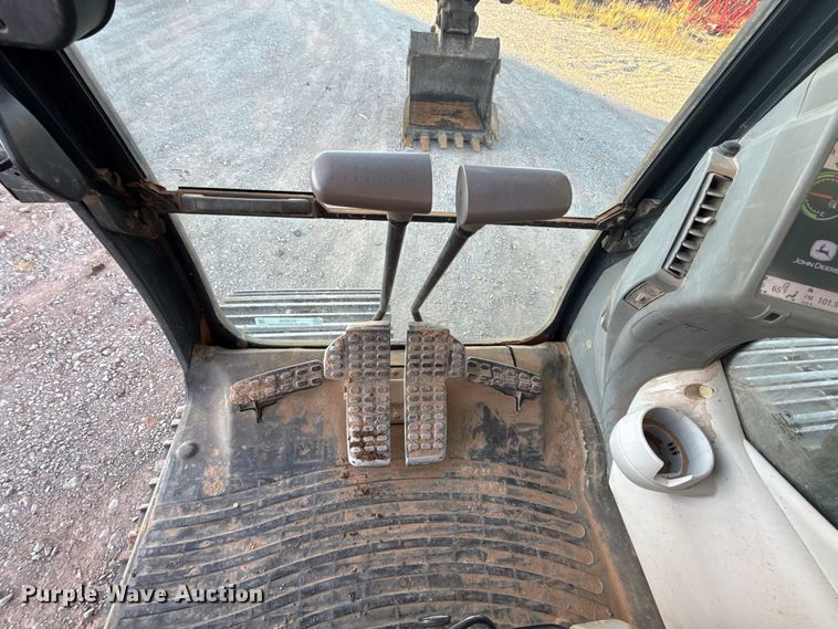image for item FC4510 2018 John Deere 210G LC excavator