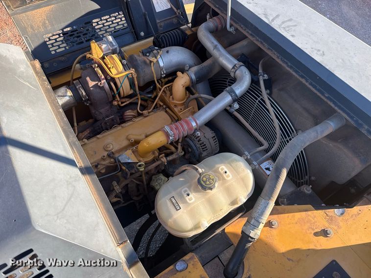 image for item FC4510 2018 John Deere 210G LC excavator