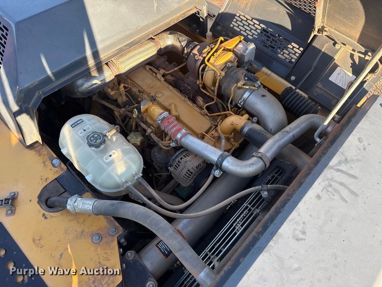 image for item FC4510 2018 John Deere 210G LC excavator