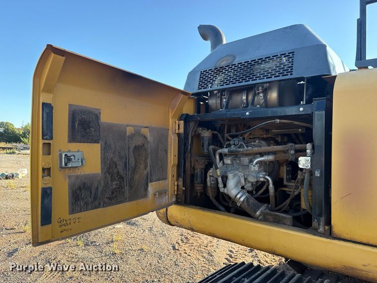 image for item FC4510 2018 John Deere 210G LC excavator