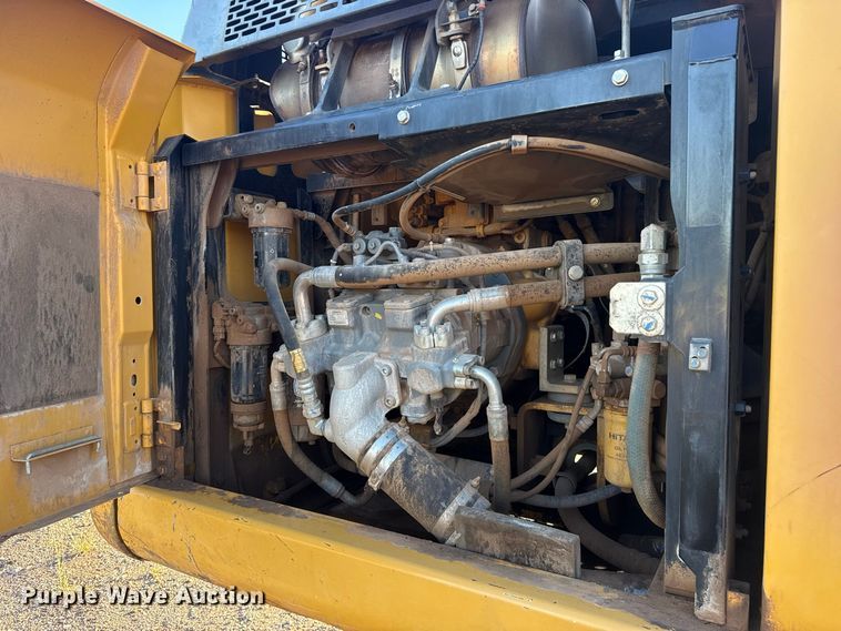 image for item FC4510 2018 John Deere 210G LC excavator