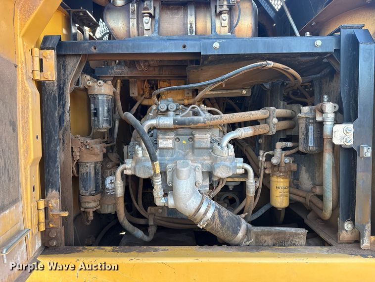 image for item FC4510 2018 John Deere 210G LC excavator