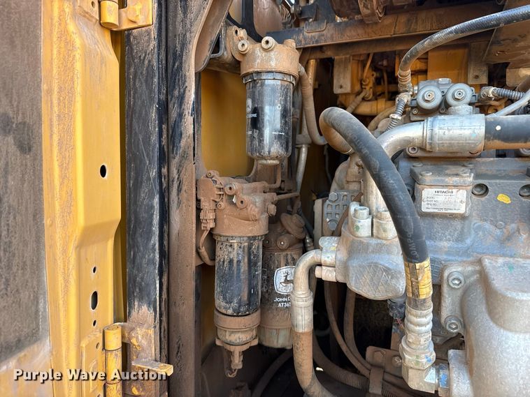 image for item FC4510 2018 John Deere 210G LC excavator