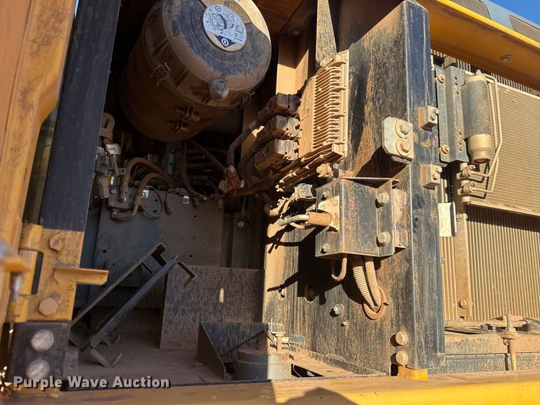image for item FC4510 2018 John Deere 210G LC excavator