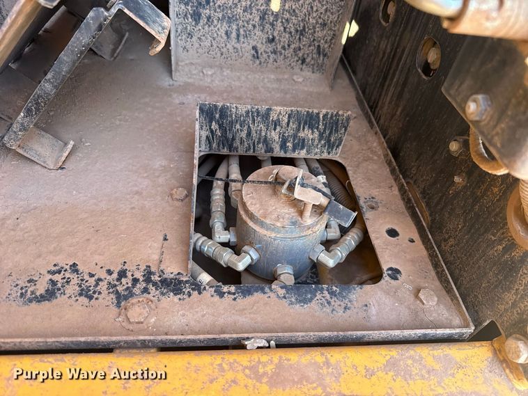image for item FC4510 2018 John Deere 210G LC excavator