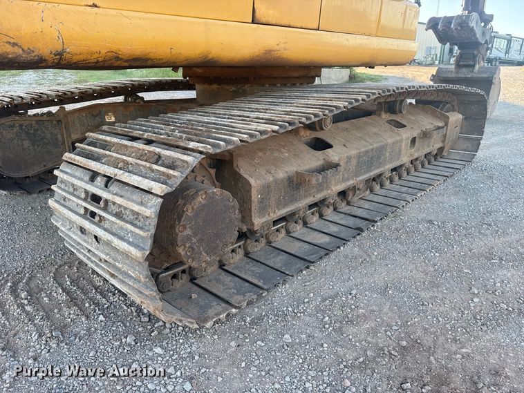 image for item FC4510 2018 John Deere 210G LC excavator