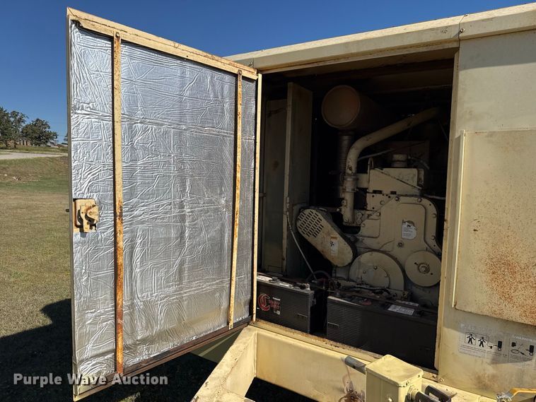 image for item FC4511 Ingersoll Rand 825 air compressor