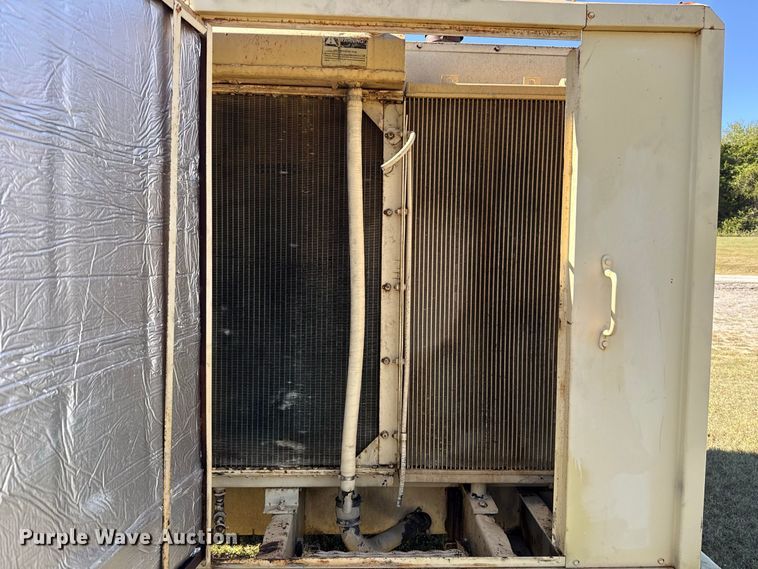 image for item FC4511 Ingersoll Rand 825 air compressor