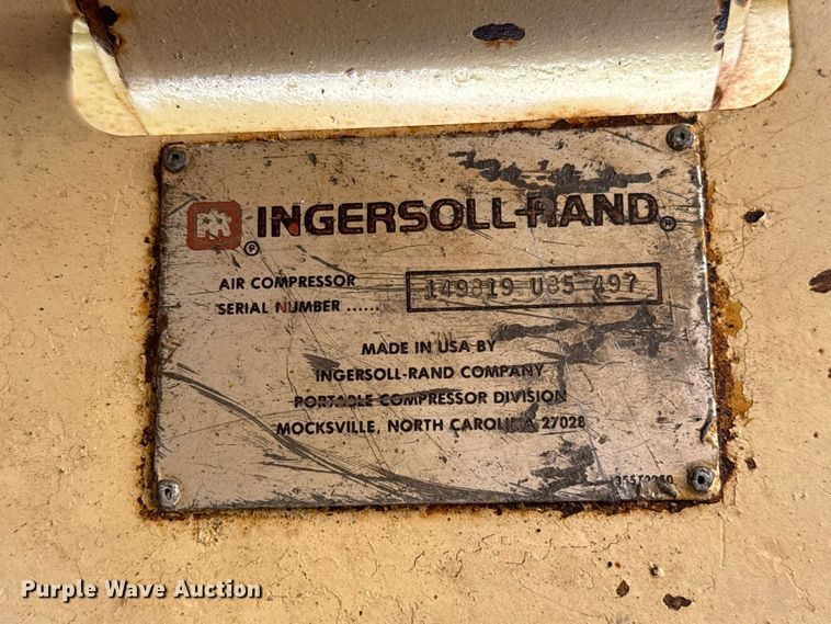 image for item FC4511 Ingersoll Rand 825 air compressor