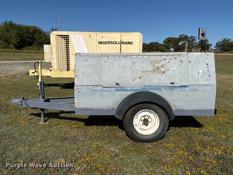 image for item FC4512 1994 LeRoi 0185JD-E air compressor