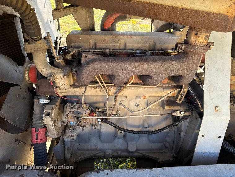image for item FC4512 1994 LeRoi 0185JD-E air compressor