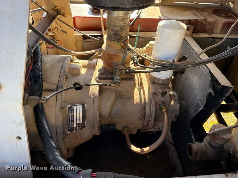 image for item FC4512 1994 LeRoi 0185JD-E air compressor