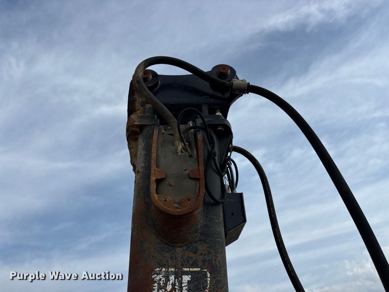 image for item FG0729 Caterpillar H140DS excavator breaker