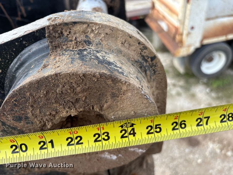 image for item FG0729 Caterpillar H140DS excavator breaker