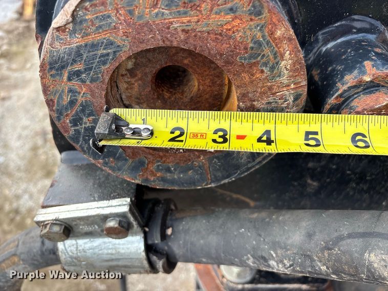 image for item FG0729 Caterpillar H140DS excavator breaker