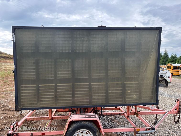 image for item FG0743 2003 Wanco arrow board trailer