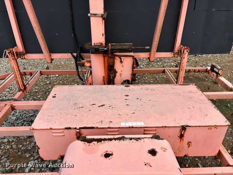 image for item FG0743 2003 Wanco arrow board trailer