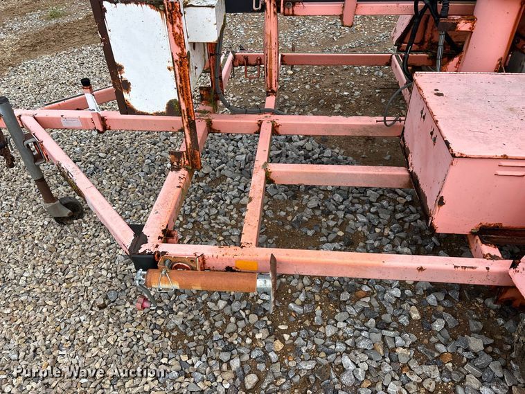 image for item FG0743 2003 Wanco arrow board trailer