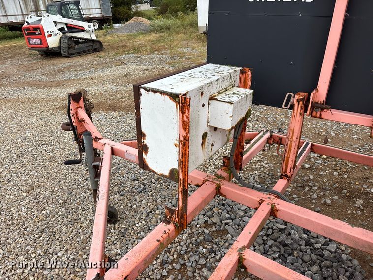 image for item FG0743 2003 Wanco arrow board trailer