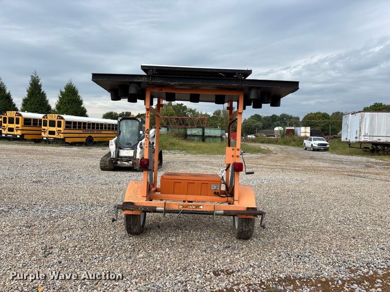 image for item FG0744 Ver-Mac arrow board trailer