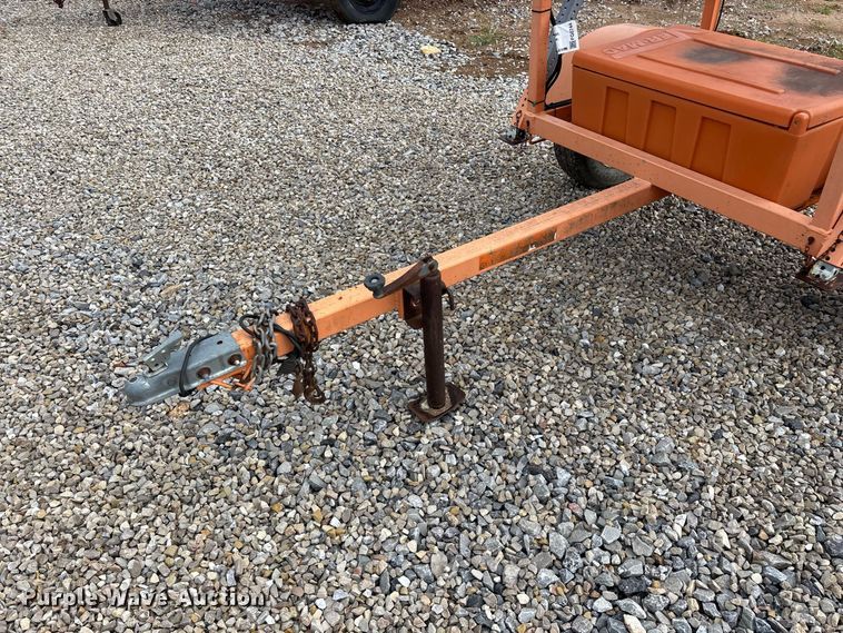image for item FG0744 Ver-Mac arrow board trailer